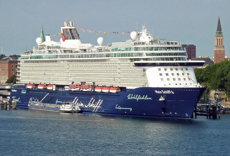 Mein Schiff 6: Luxuskreuzfahrt auf der Nordsee