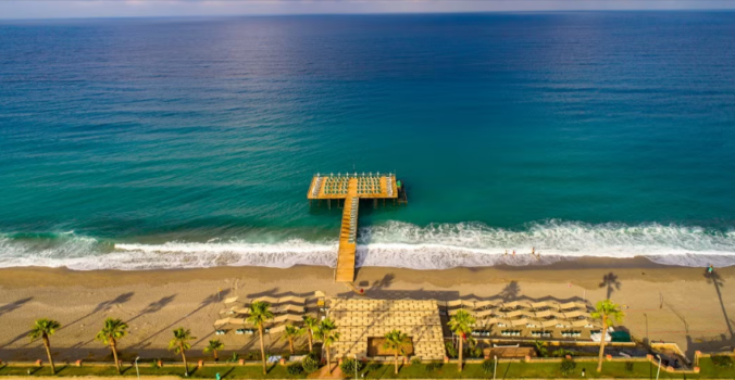 Senza Grand Santana Hotel in Alanya mit Infinity-Pool und Meerblick