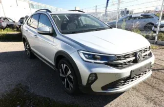 Volkswagen Taigo Benziner mit 116 PS und manuellem Getriebe, nur 10 km gefahren