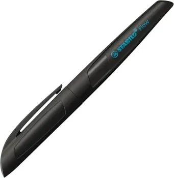 STABILO Füller Flow ACTIVE Schwarz auf Schreibtisch