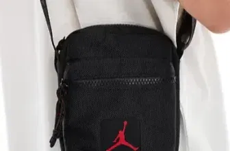 Jordan Festivaltasche in Schwarz mit Logo