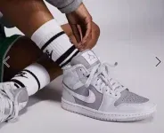 Nike Air Jordan 365 Sneaker In Verschiedenen Größen Von 36 Bis 44,5 Erhältlich.