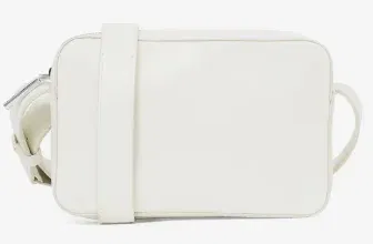 Calvin Klein Embossed Umhängetasche (22.5 cm – Ecru) für 29,90 € inkl. Versand (statt 58,80 €)