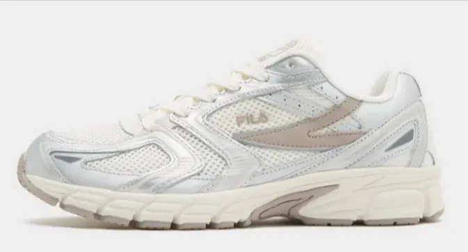 Schnäppchen, Deals Und Rabattcodes Des Tages: Fila Thunderfire Damen Beige