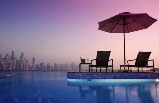 Dubai 🥵 7 Tage im 5* Oaks Dubai Ibn Battuta Gate inkl. Flug und Frühstück für nur 380 €