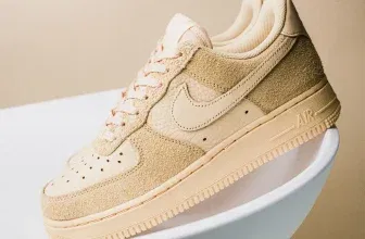 Nike Air Force 1 '07 LX Ib4001-200 für 81,75 € inkl. Versand (statt 105,00 €)