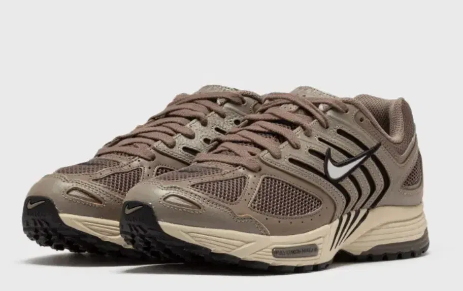 Nike Wmns Air Pegasus 2005 C.o.r Damen Sneaker Hq5725 200