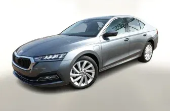 Skoda Octavia PHEV 204, Hybrid (Benzin/Elektro), 204 PS, EZ 03/25, 10 km, grau, automatisch - 27.898,00 € statt 44.440,00 €