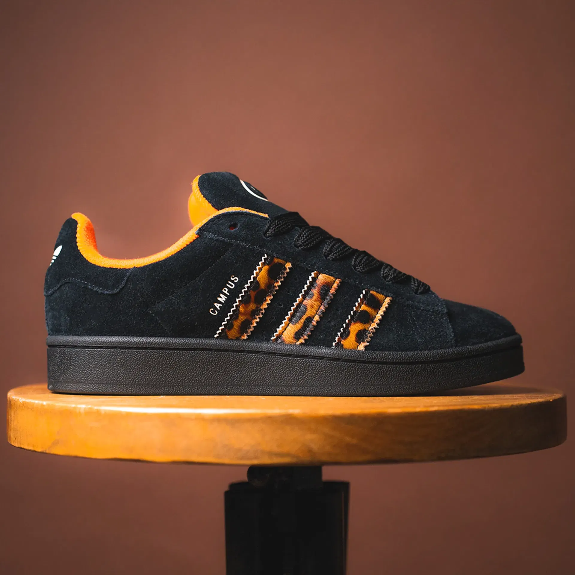 Schnäppchen, Deals Und Rabattcodes Des Tages: Adidas Campus 00S W Sneaker In Cream White, Core Black Und Active Purple