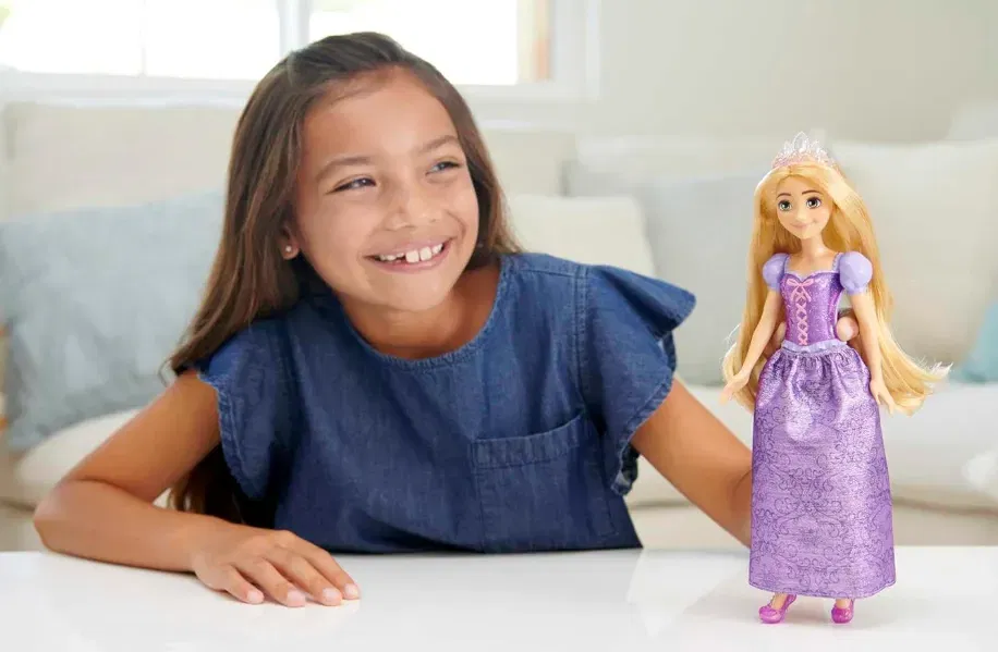 Schnäppchen, Deals Und Rabattcodes Des Tages - Mattel Disney Prinzessin Rapunzel Puppe Mit Beweglichen Haaren Und Zubehör