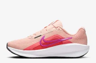 Nike Downshifter 13 Damen Sneaker FD6476-600 (Gr. 38,5 bis 44,5) ab 34,99 € inkl. Versand (Nike Member)