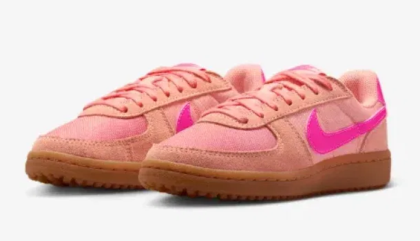 Nike Field General IF0465-800 für 38,17 € inkl. Versand (statt 79,98 €)