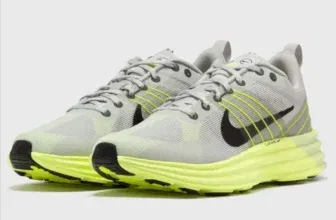 Nike Lunar Roam Herren Sneaker HV0812-011 (Gr. 35,5 bis 39) für 66,00 € inkl. Versand