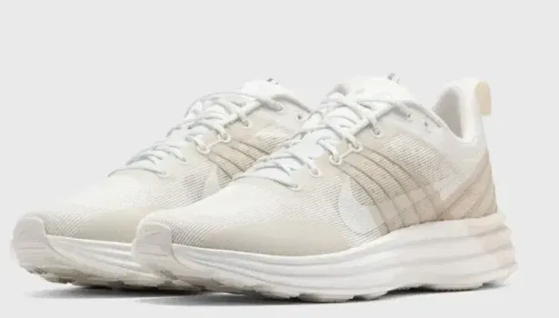 Nike Lunar Roam Summit White Herren Sneaker DV2440-100 (Gr. 41 bis 47 1/2) für 53,73 € inkl. Versand