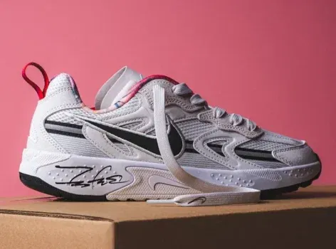 Nike x Futura JAM Train Electric Olympics Woman (white / black) für 51,73€ statt 78€