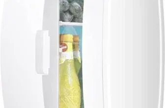 Tacklife 2 in 1 Mini Kühlschrank (6 Liter Fridge für 6 bis 8 Dosen) für 21,99 € inkl. Versand
