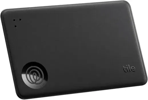 Tile by Life360 Slim (2024) – Geldbörsenfinder Bluetooth-Tracker und Gegenstandsfinder für Gepäckanhänger Reisepässe für 27,99 € inkl. Prime-Versand (statt 34,99 €)