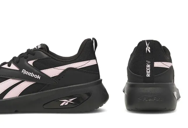 Schnäppchen, Deals Und Rabattcodes Des Tages - Reebok Rider V Sneakers In Schwarz
