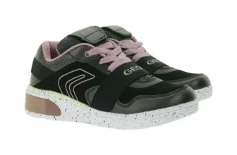 Geox Respira Xled J928DA 0NF6K C0618 (Gr. 31 bis 39 für Jungen und Mädchen Schwarz/Altrosa) für 22,99 € inkl. Versand (statt 42,50 €)