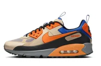 Nike Air Max 90 Drift Herren Sneaker FB2877-200 (Gr. 35,5 bis 39) für 63,35 € inkl. Versand