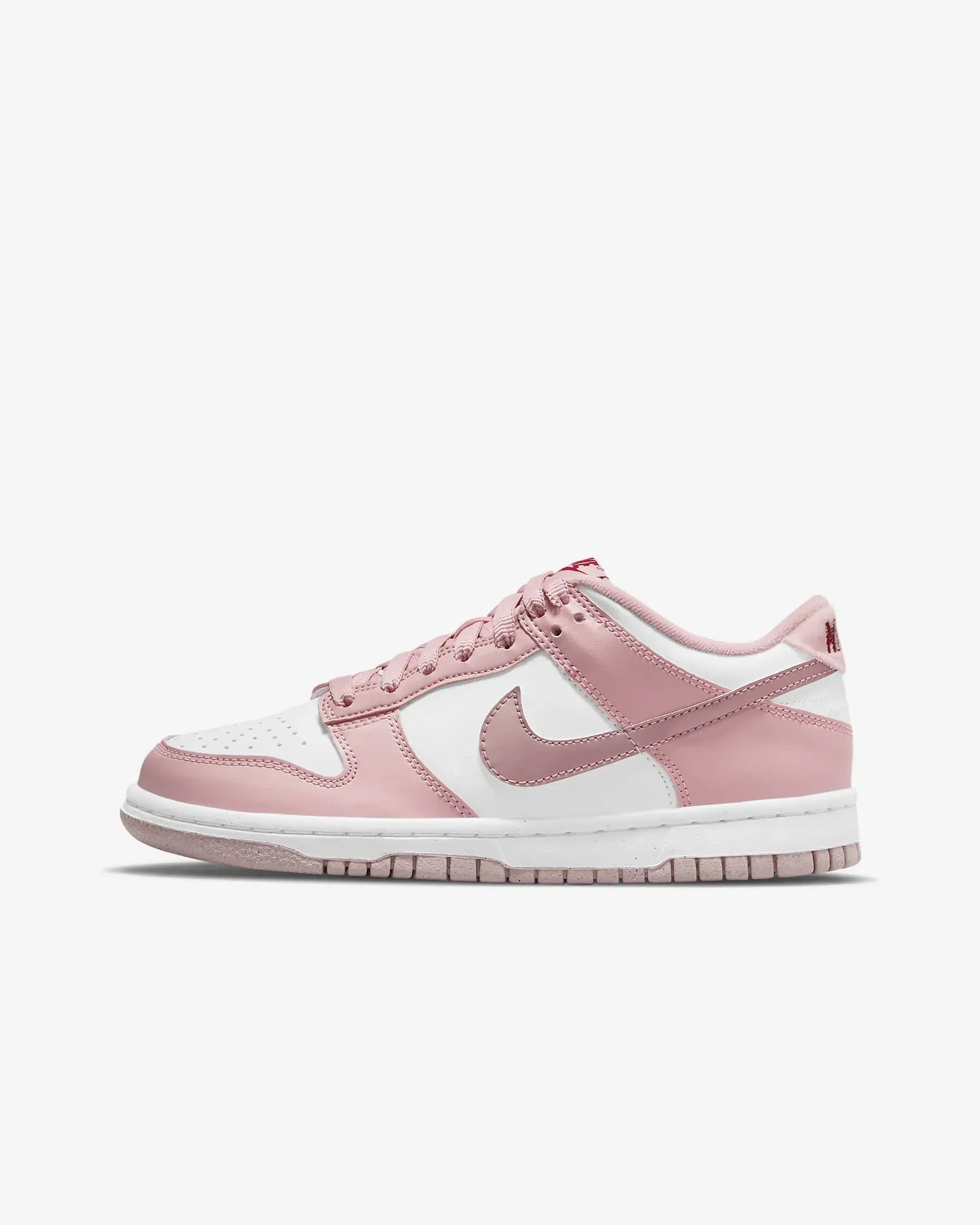 Nike Dunk Low DO6485-600 (Gr. 35,5 bis 38,5) ab 56,99 € inkl. Versand (Nike Member) (statt 99,94 €)