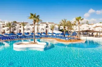 Familienurlaub auf Mallorca: 8 Tage All Inclusive im 3* Splashworld Globales Bouganvilla ab 1.700 € pro Familie