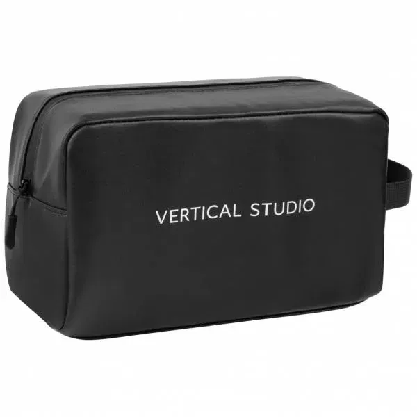 Vertical Studio Tovik (Kulturbeutel 3L schwarz) für 8,28 € inkl. Versand (statt 11,99 €)