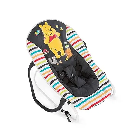 hauck Babywippe Rocky fuer Babys ab Geburt bis 9 kg Einhaendig Verstellbare Rueckenlehne Schaukelfunktion und Wippfunktion Leicht Tragbar mit Tragegriff 3 Punkt Gurt Disney Pooh Geo Schnäppchen, Deals Und Rabattcodes Des Tages - Hauck Babywippe Rocky Für Babys Ab Geburt Bis 9 Kg