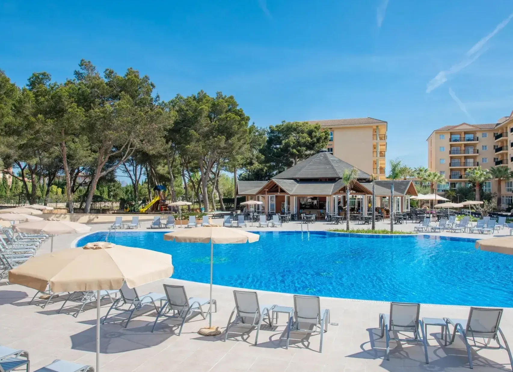 Mallorca All Inclusive: 14 Tage im 4-Sterne Can Picafort Palace ab 680€ pro Person inkl. Flüge und Transfers