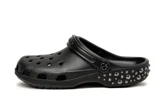 Crocs Classic Crafted Clog 211596-001 (Gr. 36-37 bis 39-40) für 36,20 € inkl. Versand (statt 59,99 €)