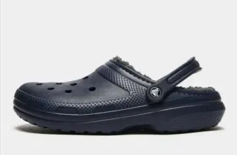 Crocs Classic Lined Clog (Gr. 41-42 bis 46-47) für 10,00 € inkl. Versand (statt 21,00 €)