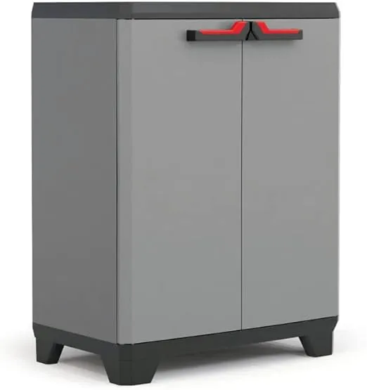 Keter Stilo Kunststoffschrank  68x39x90cm grauschwarzrot inkl. höhenverstellbarem Einlegeboden (max. Tragkraft 15kg) für 29,99 € inkl. Prime-Versand (statt 50,00 €)