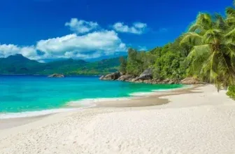 12 Tage Seychellen Inselhopping: Traumurlaub auf Mahé, Praslin & La Digue in 4* Hotels inkl. Flug,Transfers & Frühstück