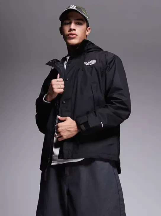 The North Face – Reign On Dryvent – Wasserabweisende Jacke in Schwarz für 85,50 € inkl. Versand (statt 142,95 €)