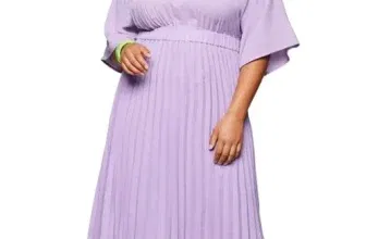 sheego Damen Sommer-Kleid mit plissiertem Rock (Gr. 46 bis 56 Große Größen Ausgeh-Kleid 135377 Lila) für 11,98 € inkl. Versand (statt 35,00 €)