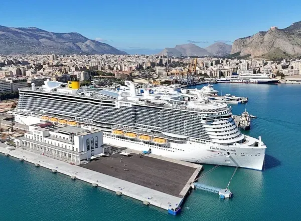 Costa Smeralda 🛳️ 8 Tage Westliches Mittelmeer Kreuzfahrt ab/bis Genua ab 499€ p.P. // inkl. Flug ab 772€ p.P.