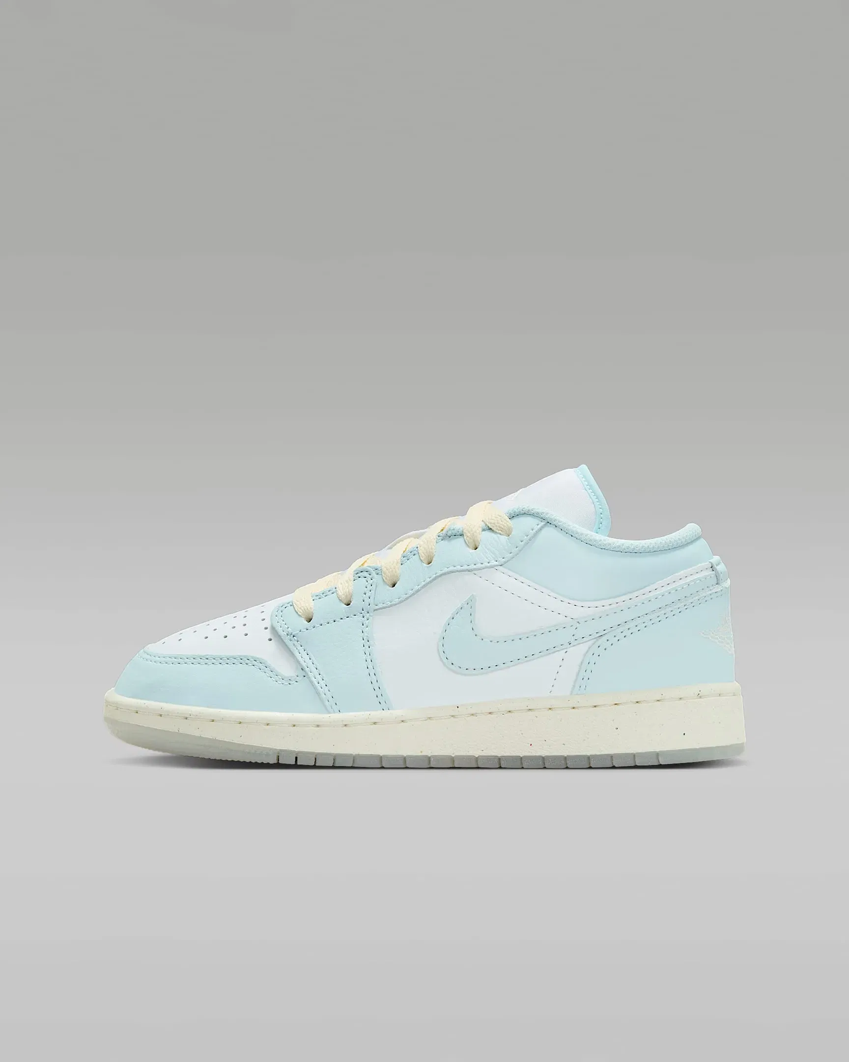 Nike Air Jordan 1 Low SE HJ5971-400 (Gr. 35,5 bis 40) ab 49,99 € inkl. Versand (Nike Member) (statt 99,99 €)