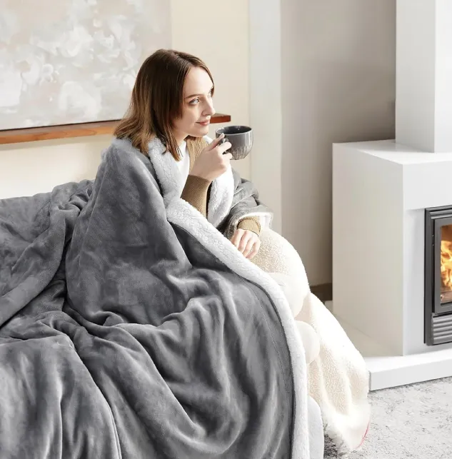 BEDSURE Kuscheldecke Warm Sherpa Wolldecke Sofadecke Flauschig Sofaueberwurf Decke Dicke Schnäppchen, Deals und Rabattcodes des Tages - Kuscheldecke Warm Sherpa Wolldecke Sofadecke Flauschig Sofaüberwurf Decke Dicke