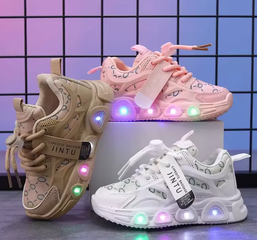 Baby LED Schuhe Gr. 21 bis 30 in verschiedenen Farben ab 0,99€ inkl. Versand (statt 18€) Aliexpress Neukunden!