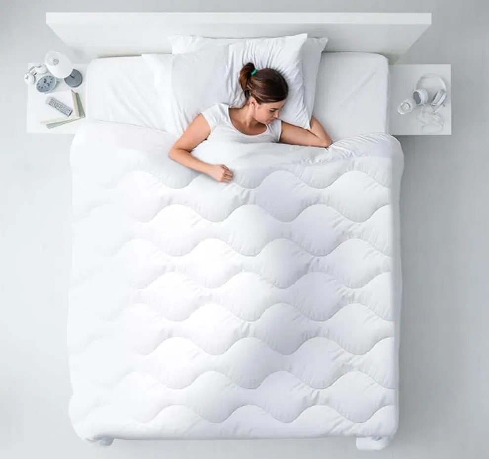 Siebenschläfer Sommerdecke – dünne und leichte Bettdecke für den Sommer (Gr. 135 x 200 cm) für 14,95 € inkl. Prime-Versand (statt 27,00 €)