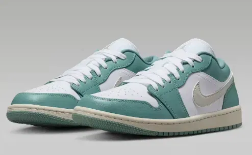 Nike Air Jordan 1 Low DC0774-138 (Gr. 35,5 bis 44,5) ab 64,99 € inkl. Versand (Nike Member) (statt 116,99 €)