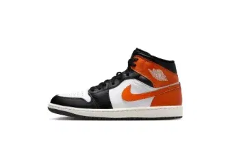Air Jordan 1 Mid Herren Sneaker DQ8426-801 (Gr. 40 bis 47,5) ab 69,99 € inkl. Versand (Nike Member)