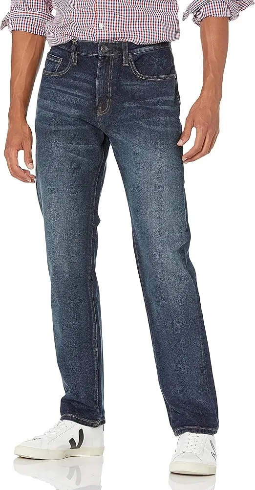 Amazon Essentials Herren Athletic-Fit-Stretchjeans (14 Farben, Gr. S bis L) für 17,89 € inkl. Prime-Versand (statt 26,70 €)