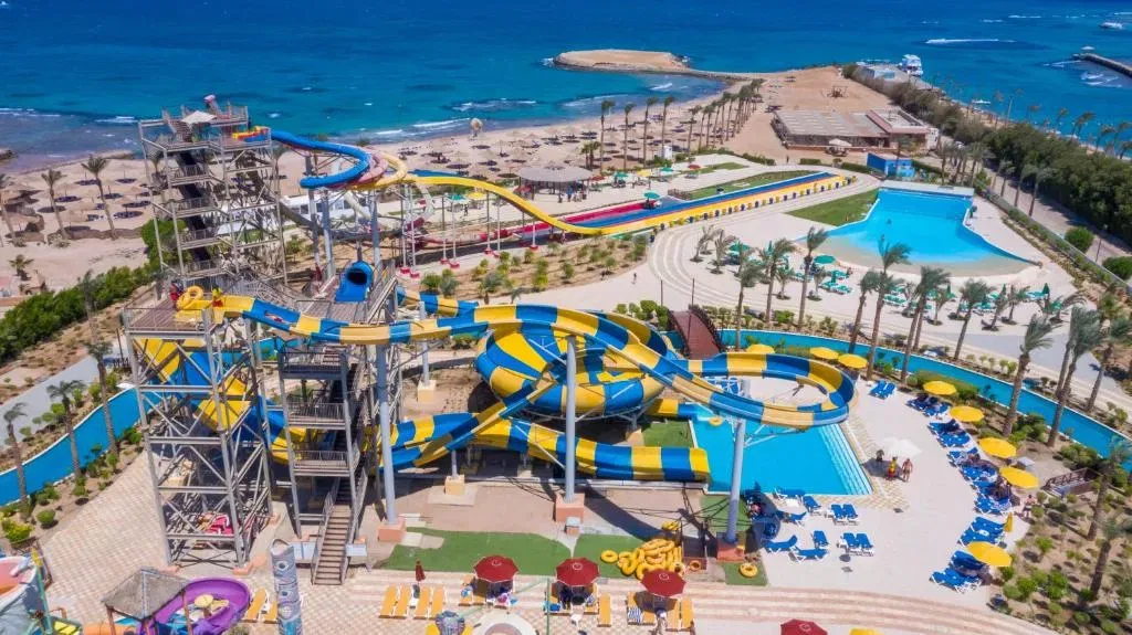 Ägypten – Hurghada: 4* Blend Club Aqua Resort ab 908 € für 2 Personen / 6 Nächte – All-Inclusive mit Flug & Transfer