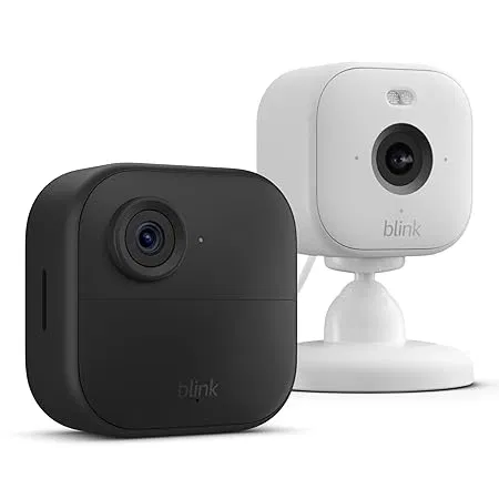 Blink-Kamera Outdoor 4 + Blink Mini 2 (Kabellose intelligente HD-Sicherheitskamera zwei Jahre Batterielaufzeit) für 35,99 € inkl. Prime-Versand (statt 70,00 €)