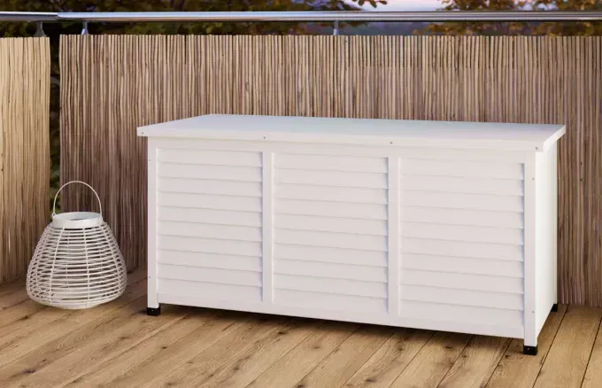 Bessagi Garden Kissenbox Joris Weiß aus Echtholz (127/60/56 cm) für 79,29 € inkl. Versand (statt 129,95 €)