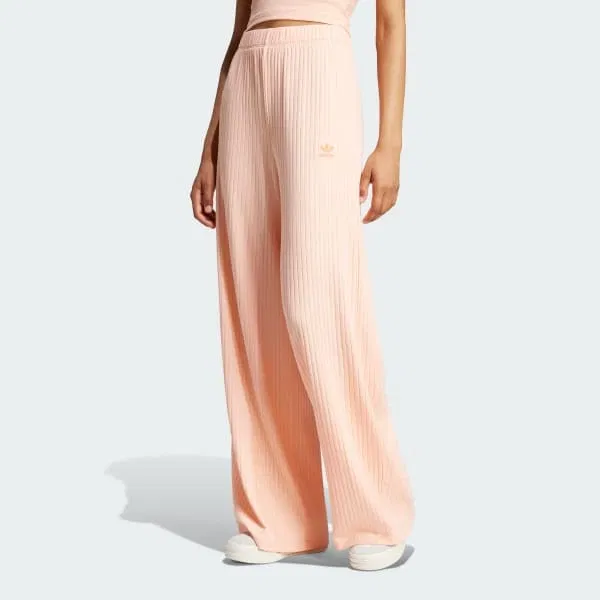 adidas Essentials Wide Rib Hose JD0766 (Gr. 2XS bis XL) für 35,00 € inkl. Versand (adiClub)