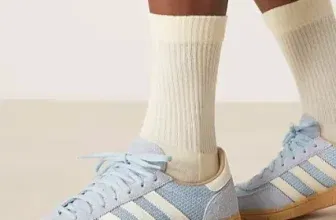 adidas Originals – Handball Spezial (JS3866) Sneaker in Blau und Cremeweiß mit Gummisohle (Gr. 35 bis 48) für 59,40 € inkl. Versand (statt 75,00 €)