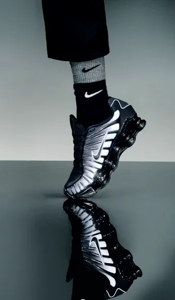 Schnäppchen, Deals und Rabattcodes des Tages - Nike Shox TL Fade Schuh Damen