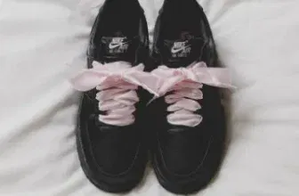 Nike Wmns Air Force 1 LV8 IH2034 010 (Gr. 36 bis 43) für 68,75 € inkl. Versand (statt 95,99 €)